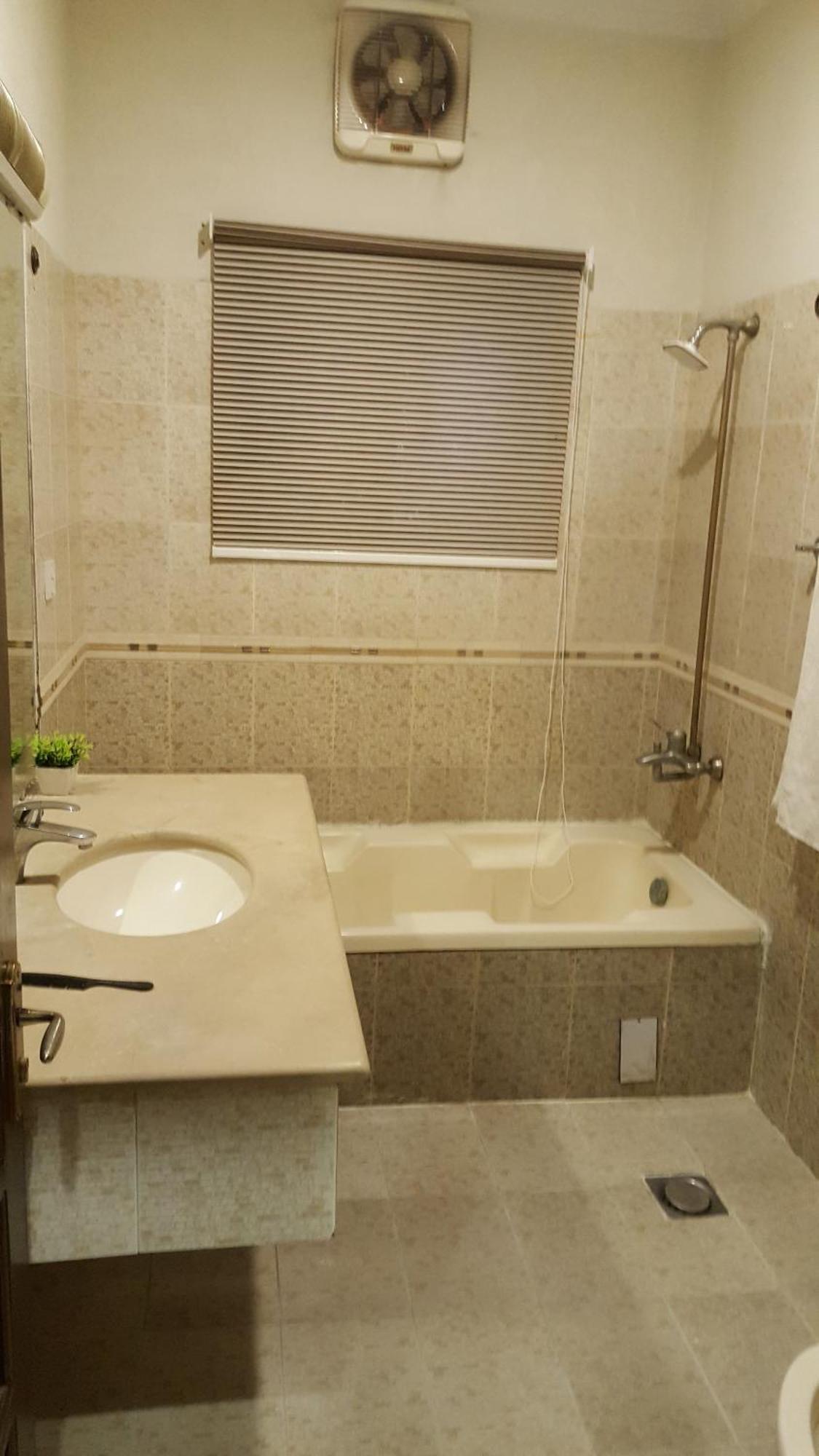 Mulberry Residence Luxury Rooms 이슬라마바드 외부 사진