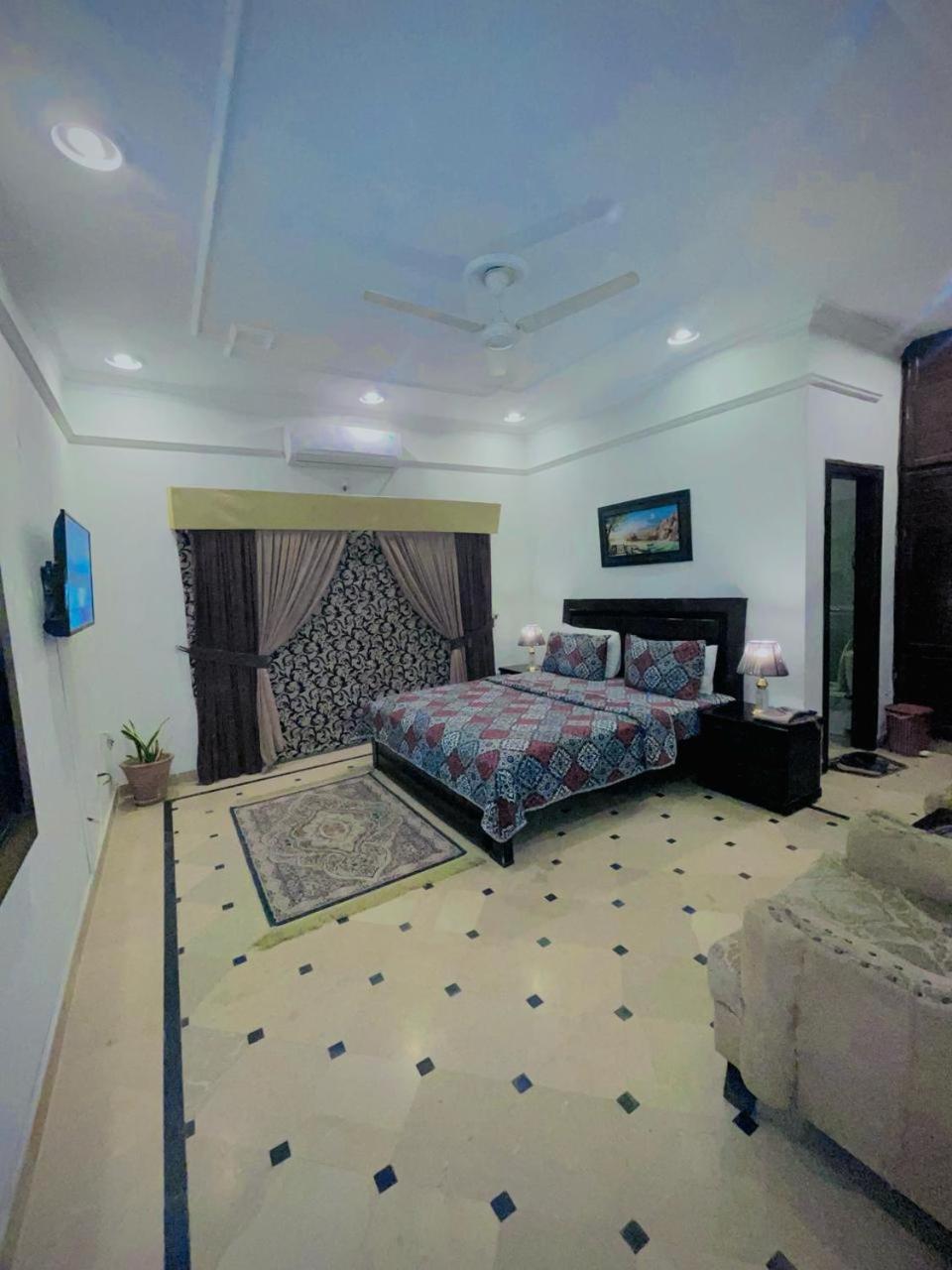 Mulberry Residence Luxury Rooms 이슬라마바드 외부 사진