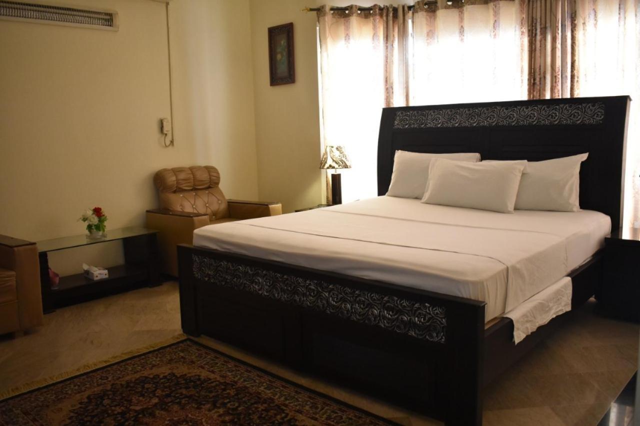 Mulberry Residence Luxury Rooms 이슬라마바드 외부 사진
